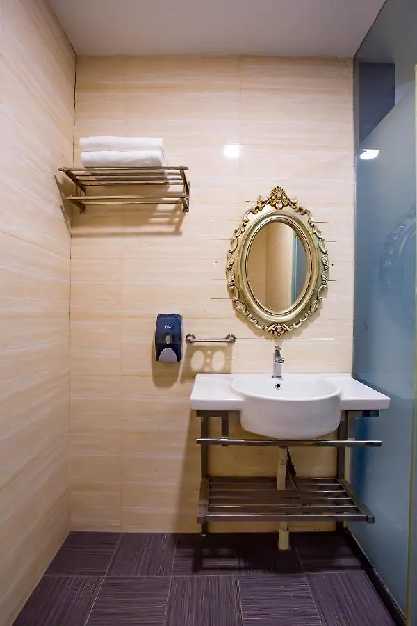 Beez Hotel Kuala Lumpur